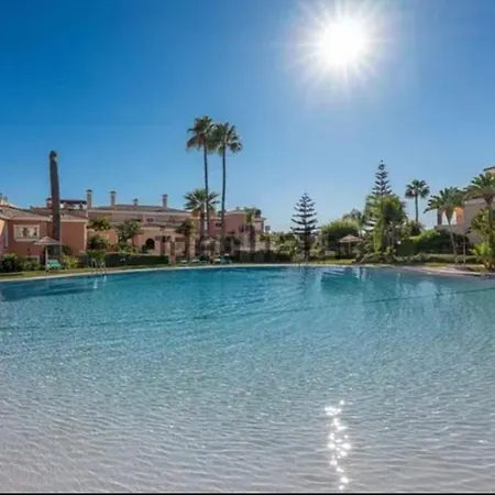 דירה Costa Del Sol Frontline Sea View Penthouse *