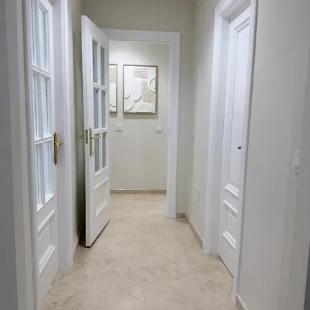Costa Del Sol Frontline Sea View Penthouse דירה *